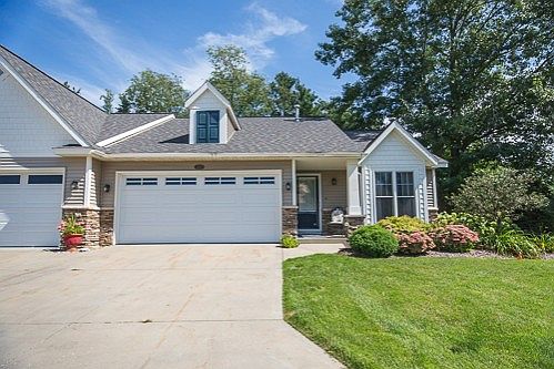 1st image of 2416 Nuttall Ct
