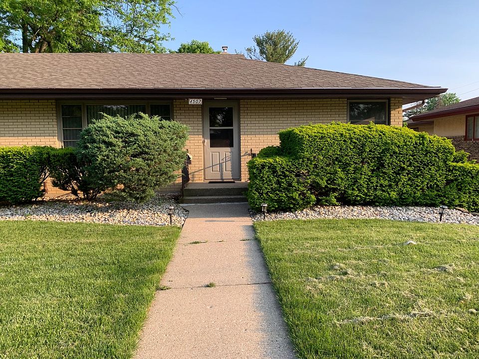 1st image of 4509 Skyline Dr #4507
