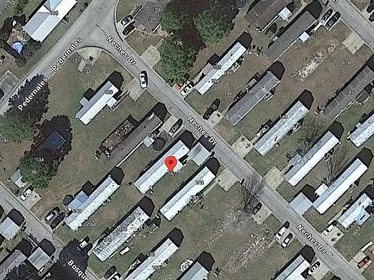 Affordable 3-Bed, 2-Bath Manufactured Home in Bastrop, TX — Photo 4