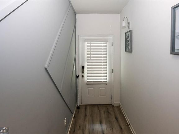 2nd image of 7488 Knoll Hollow Rd