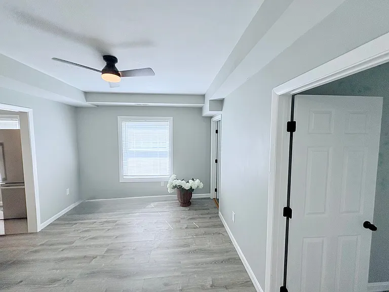 66 Phillips St — Photo 14
