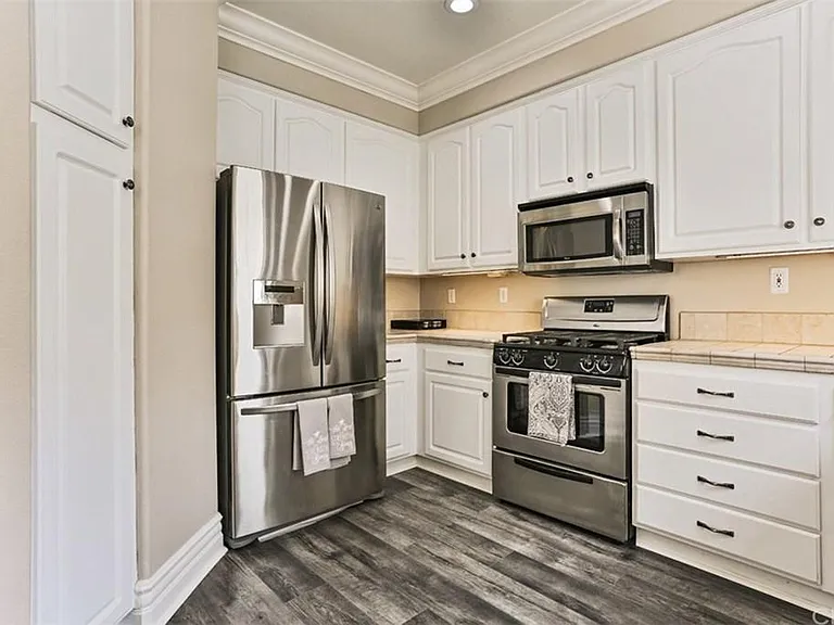 103 Melrose Dr — Photo 9