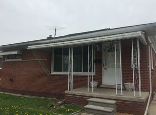 6660 Centralia St, Dearborn Heights, MI 48127