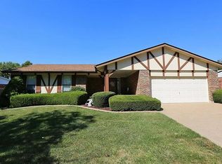 14825 Mondoubleau Ln, Florissant, MO