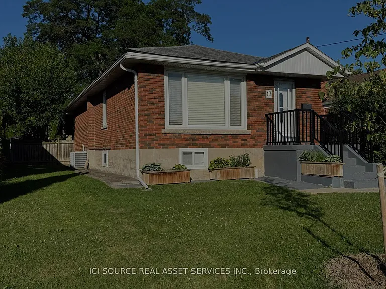 17 Hubert Ave #MAIN FL — Photo 1