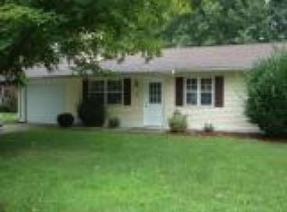 943 University Dr, Edwardsville, IL