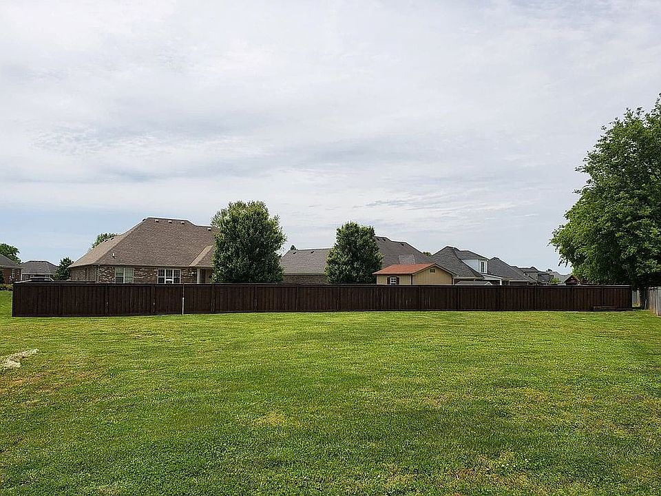2nd image of 633 Baden Ln