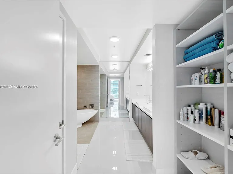 300 Sunny Isles Blvd #4-2006 — Photo 20