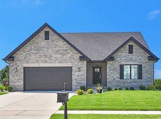 1036 Hummingbird Ln, Peotone, IL 60468
