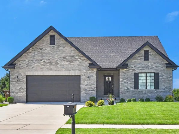 1036 Hummingbird Ln, Peotone, IL 60468