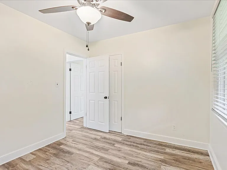 750 Hampton Rd — Photo 5