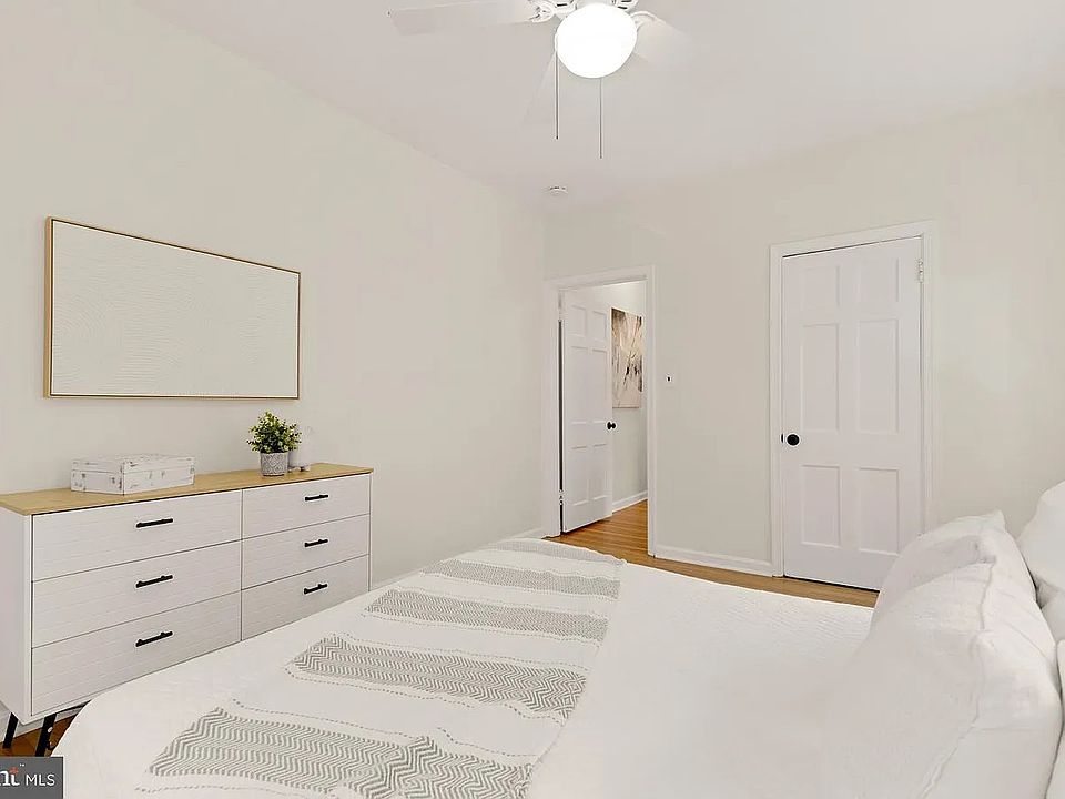 1st image of 2801 Adams Mill Rd NW APT 210