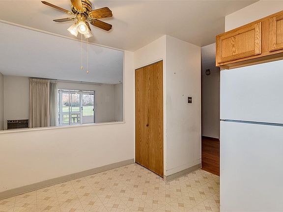 4th image of 715 S Alton Way Unit 12A