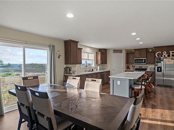 2nd image of 6650 Logeman Rd