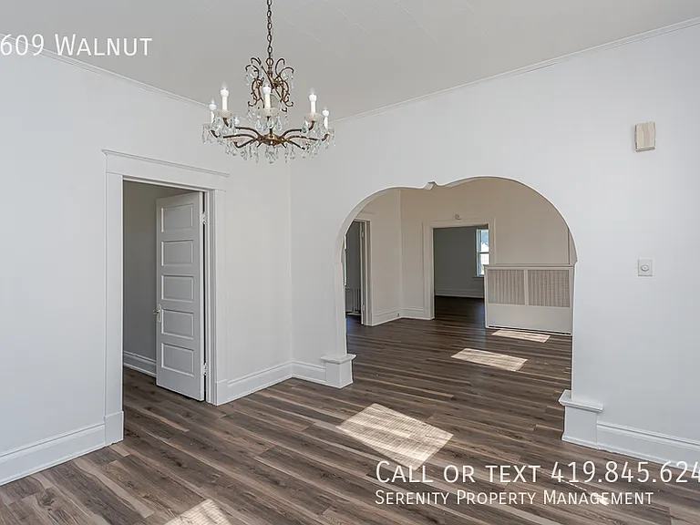 1609 Walnut St — Photo 10