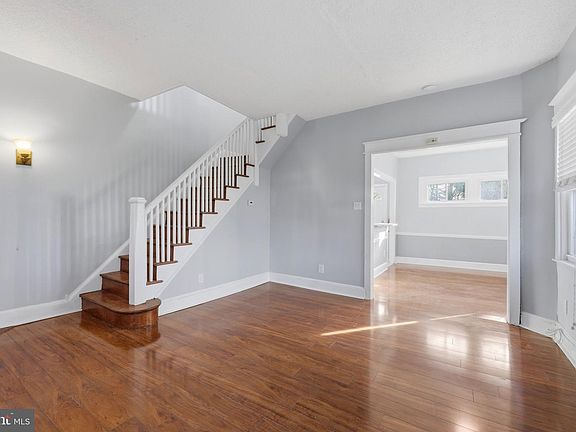 2nd image of 1105 Wilson Dr