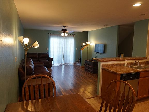 4th image of 137 War Admiral Ln
