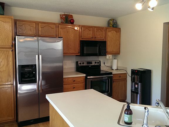 3rd image of 6060 Dakota Dr