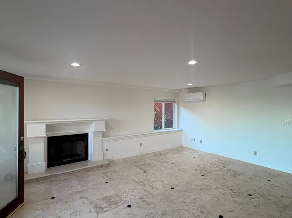 512 Central Ave #E, Alameda, CA 94501