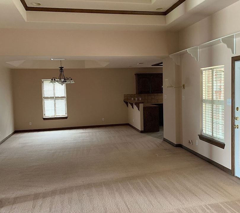 1st image of 1904 Fawn Cir