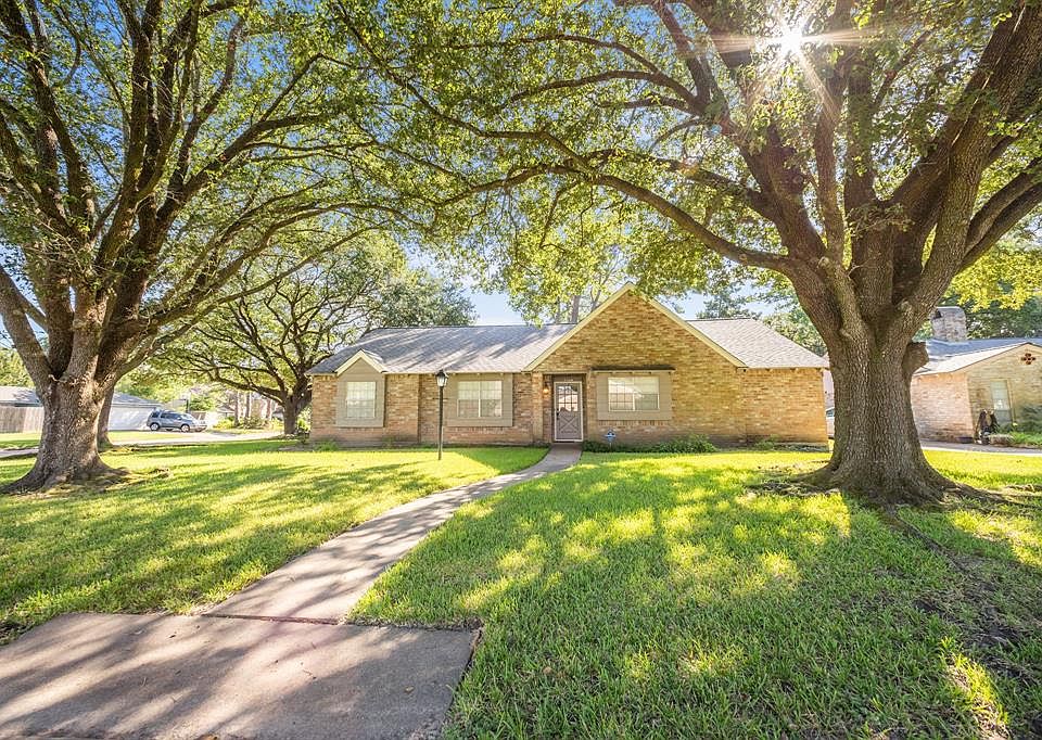 1st image of 12618 Rolling Valley Dr