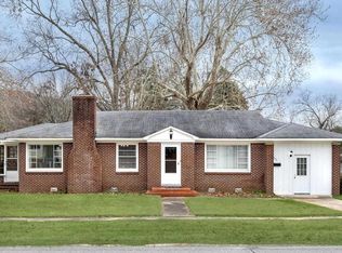 111 W Searcy St, Heber Springs, AR 72543
