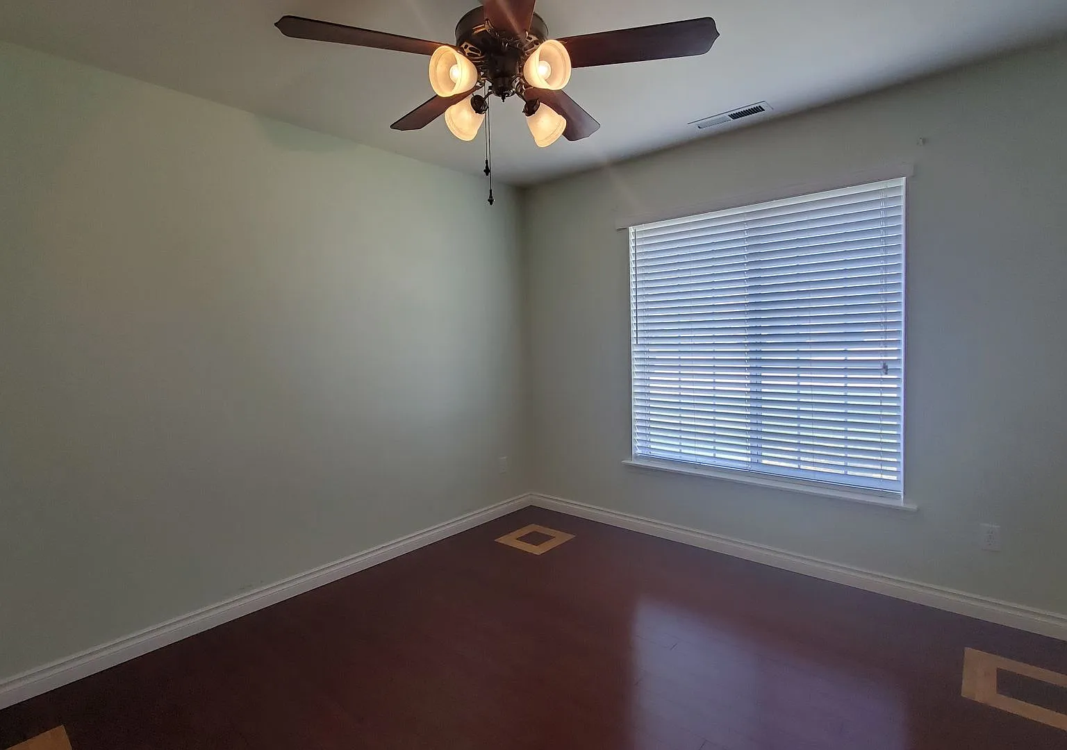 2452 N. Rhode Island Court in Beautiful South Richland! — Photo 2