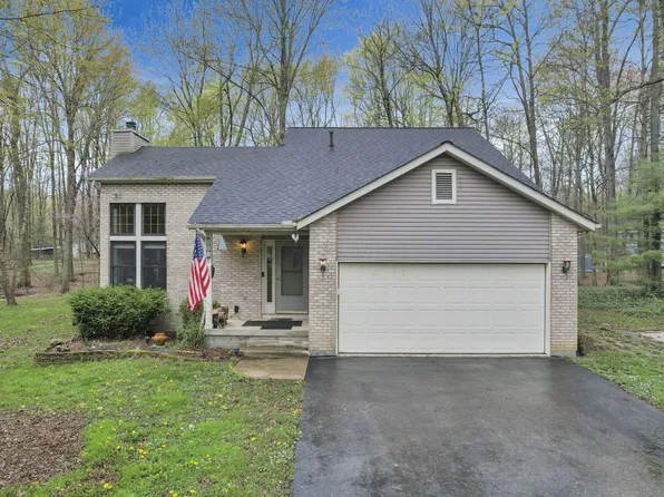 221 Forward Pass Rd SW, Pataskala, OH 43062