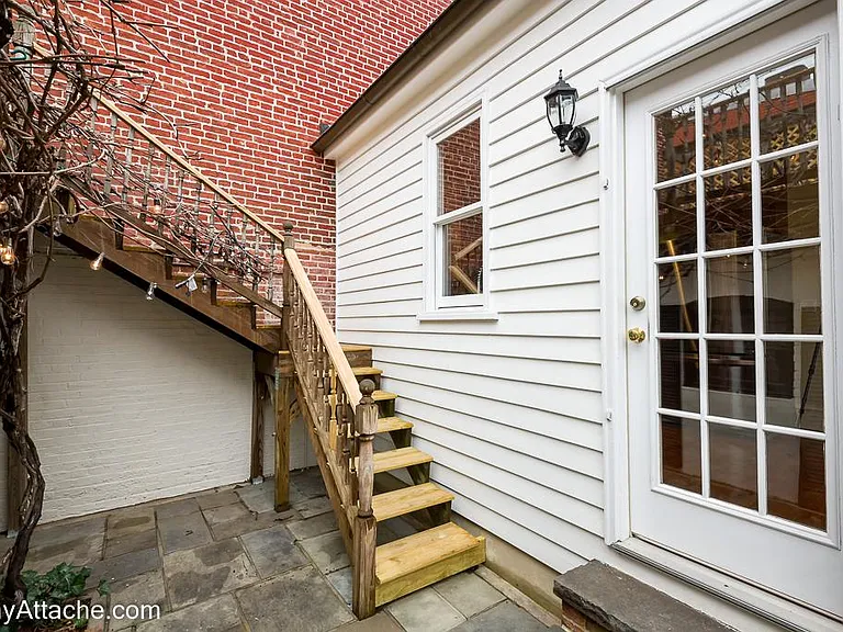 24 3rd St NE — Photo 47