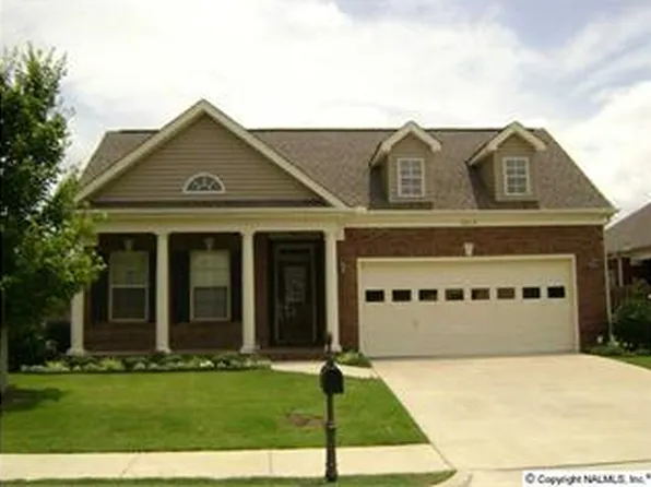 3019 Mallard Point Dr SE, Owens Cross Roads, AL 35763