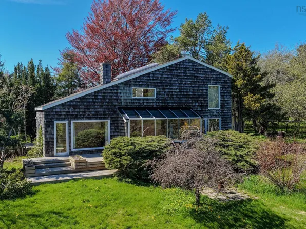 765 Coxheath Rd, Cape Breton, NS B1L 1B5