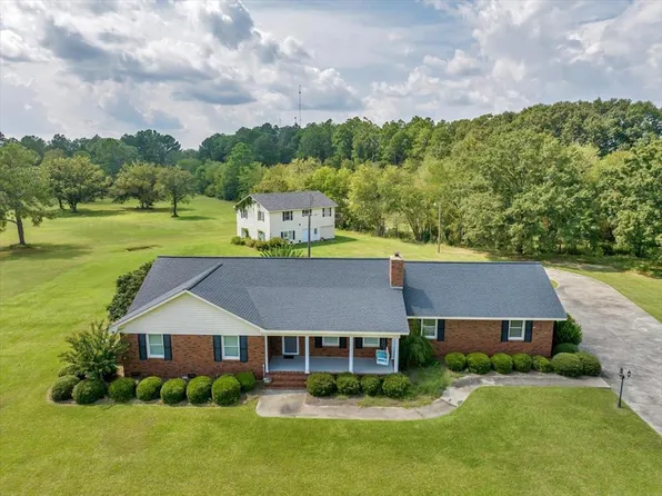 301 Cedar Lake Cir, Cordele, GA 31015