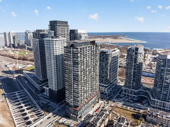 19 Western Battery Rd #3108, Toronto, ON M6K 0E3