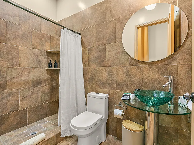 6635 Ben Ave — Photo 25