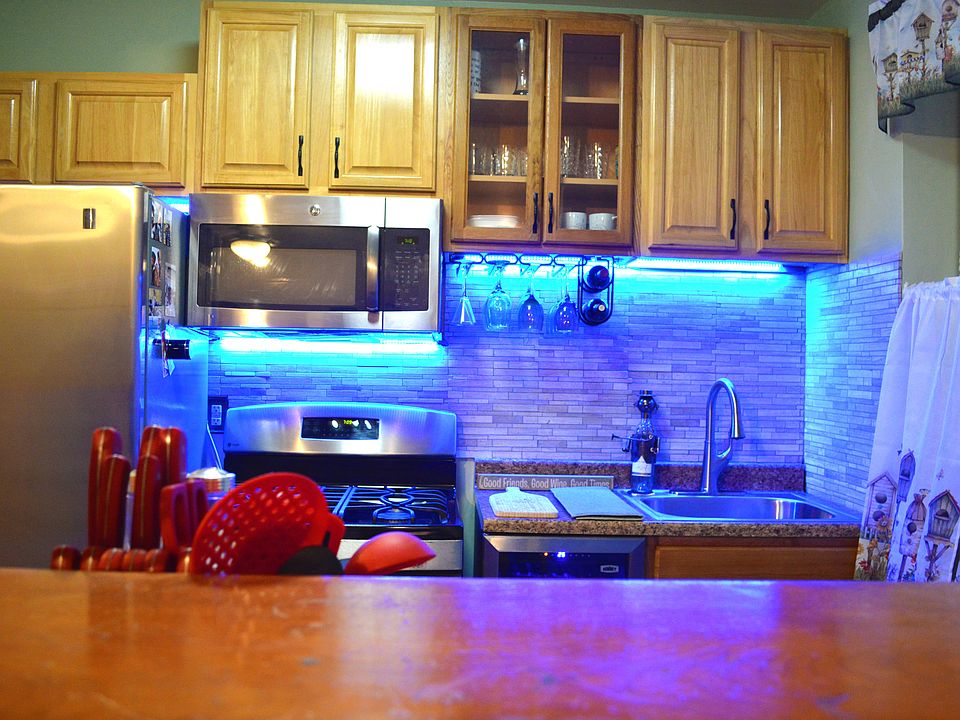 1st image of 2410 Davidson Ave APT B19