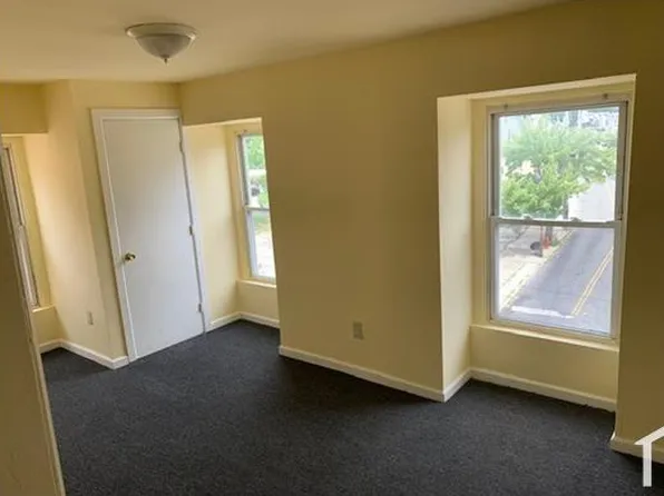 6102 Germantown Ave #3F, Philadelphia, PA 19144