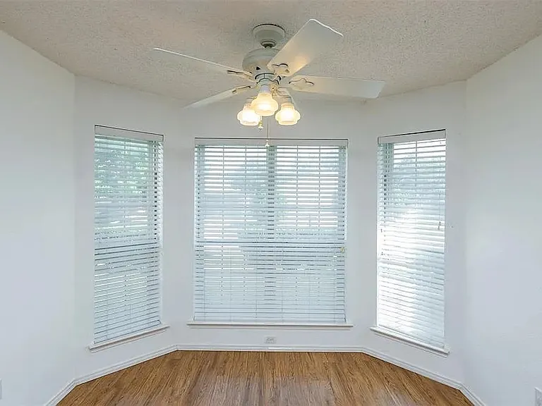 10820 Pebblecreek Ct — Photo 6