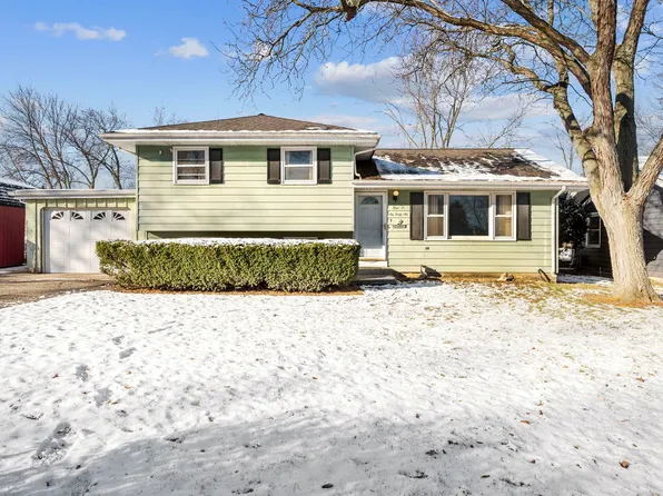 1N646 Ethel St, West Chicago, IL 60185