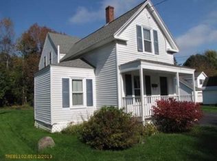 21 Ash St, Gardiner, ME 04345
