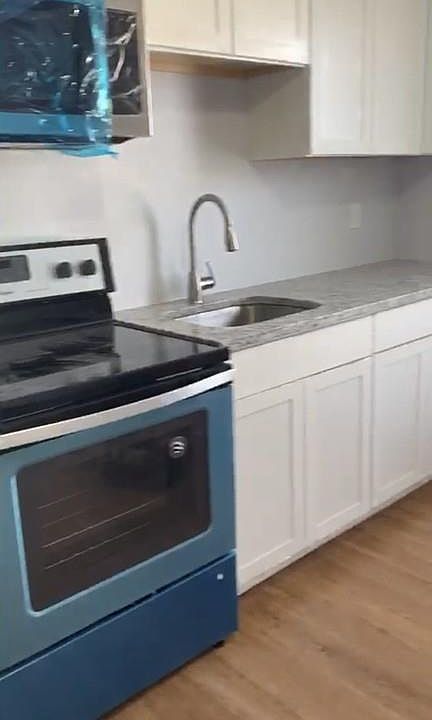 2nd image of 66 Laurel St