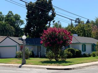 902 W Oak St, Lodi, CA