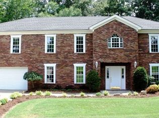 2111 Country Rd, Murray, KY 42071