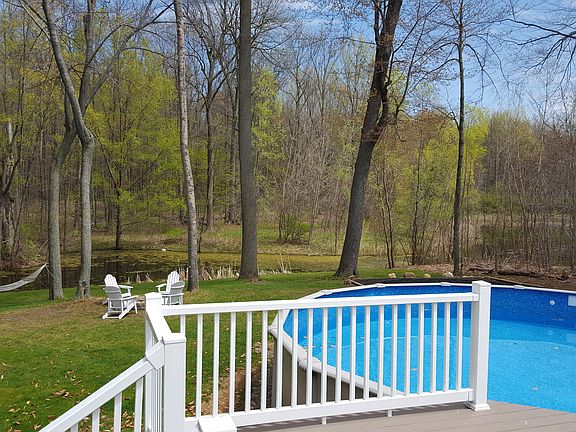 2nd image of 1054 Fawn Wood Dr
