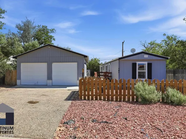 147 S Oregon Trl, Mills, WY 82604