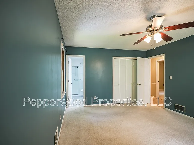 18 Brookland Ct — Photo 15