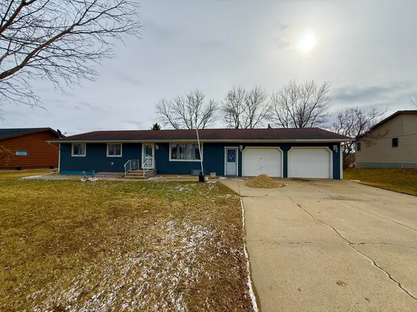 201 Main Ave, Chandler, MN 56122