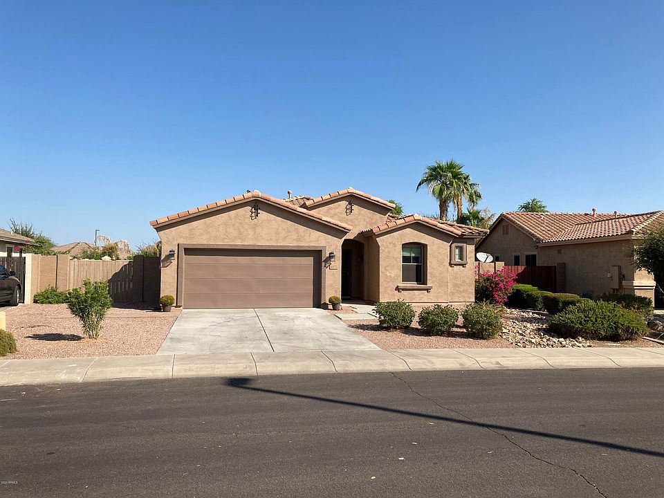 1st image of 3650 E Vallejo Ct