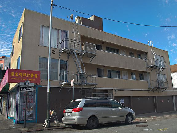 3rd image of 4700 Mission St