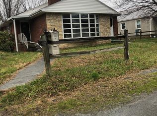 31 Rich Creek Valley Rd, Peterstown, WV 24963