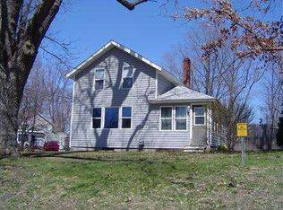 206 N East St, Decatur, MI 49045